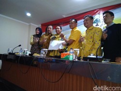 Bupati Jombang Tersangka KPK Dicopot dari Posisi Ketua Golkar Jatim