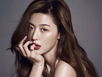 Foto: Pesona 15 Artis Wanita yang Dinilai Paling Cantik se-Asia