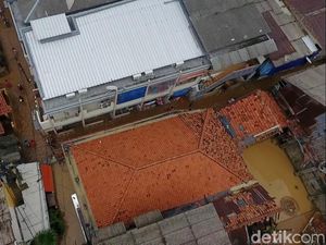 Pasokan Air Bersih Pengungsi Banjir di DKI Hanya untuk Konsumsi