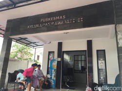 Gatal-gatal Serta Batuk Pilek Menyerang Pengungsi Banjir di Rawajati Jaksel