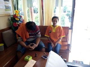 Pasangan Ini Ditangkap Polisi, Padahal Minggu Depan Mereka Menikah Pasangan Ini Ditangkap Polisi, Padahal Minggu Depan Mereka Menikah