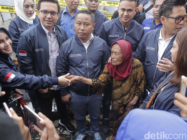 Donasi Para Selebriti untuk Korban Kebakaran