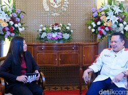Cerita Ketua DPR Bamsoet soal Hobi Koleksi Mobil