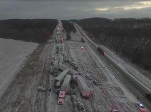 Ratusan Kendaraan di Missouri Terlibat Tabrakan Maut