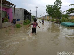 Gara-gara Banjir, Warga Rumah DP 1% Jokowi Tak Bisa Bekerja
