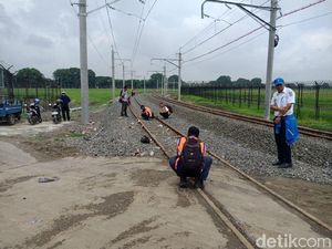 Operator Kereta Bandara Periksa Kondisi Rel Pasca Longsor di Soetta