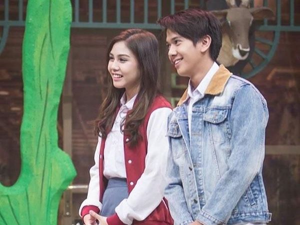 10 Pasangan Kekasih dalam Film yang Bikin Baper, Siapa Favorit Kamu?