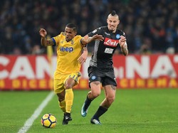 Tentang Laju Mantap dan Persaingan Sengit Napoli-Juve