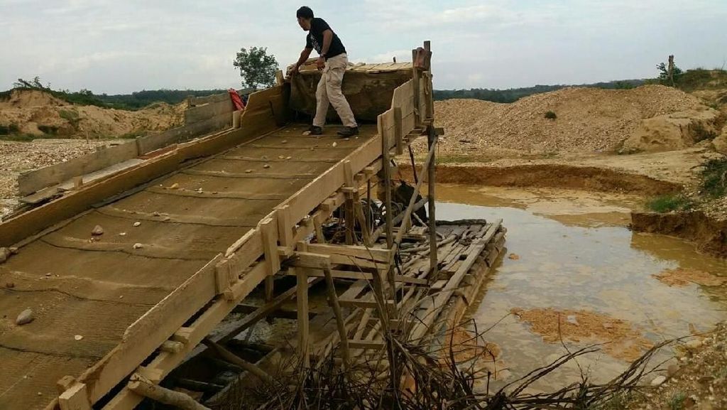 Ini Penampakan Tambang Emas Terlarang di Riau