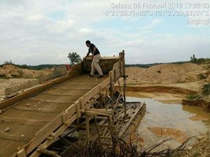 Ini Penampakan Tambang Emas Terlarang di Riau