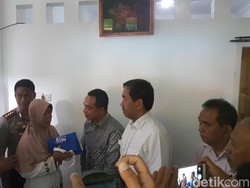 Direktur AP II Kunjungi Keluarga Putri Korban Longsor Bandara Soetta
