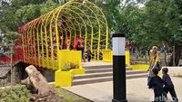 Kerennya Alun-alun Regol di Bandung