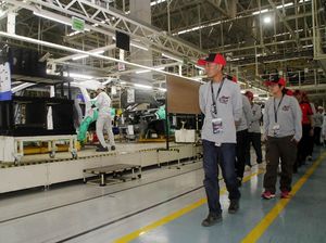 Jalan-jalan ke Pabrik Xpander