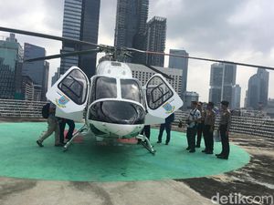 Naik Heli, Wakapolda Metro Cek Debit Air di Bendung Katulampa Naik Heli, Wakapolda Metro Cek Debit Air di Bendung Katulampa