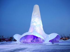 Foto: Patung Es Terbesar Sedunia, Begini Wujudnya