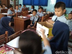 Ratusan Pelajar di Ponorogo Gelar Aksi Peduli Guru Dianiaya Siswa