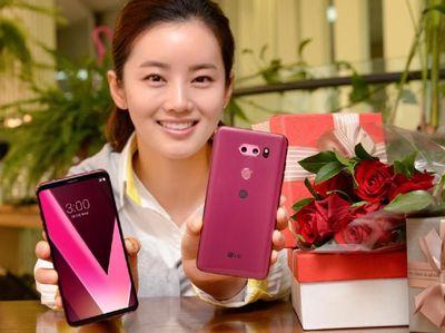 Unboxing Si Cantik LG V30 Plus Raspberry Rose