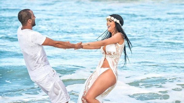 Foto: Kemesraan Lucas Moura & Larissa Saad Saat Liburan