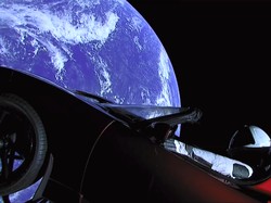 Boeing dan SpaceX Tunda Uji Pesawat Luar Angkasa