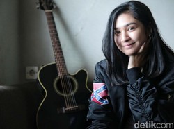 Cerita Mikha Tambayong yang Terjun Main Film Horor