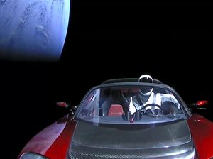 Tesla Roadster Ikut Berkelana Hingga ke Sabuk Asteroid