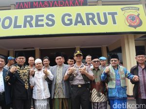 Penjelasan Pimpinan Ponpes Garut yang Santrinya Bohong Dianiaya Penjelasan Pimpinan Ponpes Garut yang Santrinya Bohong Dianiaya
