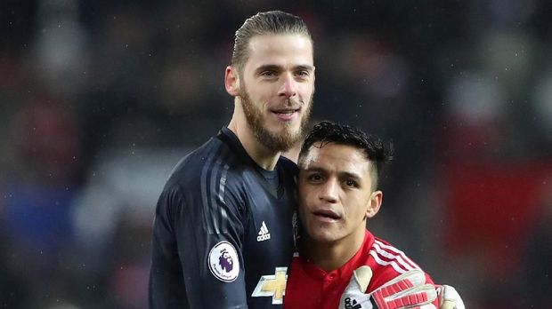David de Gea sering jadi penyelamat Manchester United lewat aksinya mengawal gawang.