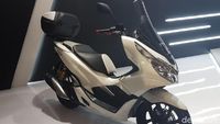 Aksesori Biar PCX Makin Ganteng