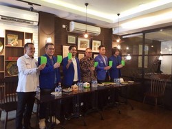Ramai Kartu Kuning, Generasi Muda PAN Beri Kartu Hijau untuk Jokowi