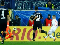 Bayern mengubah skor menjadi 3-0 setelah Joshua Kimmich menjebol gawang Paderborn pada menit ke-42. Foto: Leon Kuegeler/Reuters