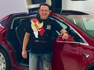 Mau Ngantor Naik Mobil Listrik, Bamsoet: Tidak Sulit, Praktis Mau Ngantor Naik Mobil Listrik, Bamsoet: Tidak Sulit, Praktis
