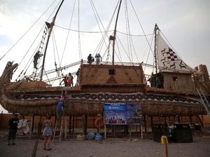 Foto: Keren! Kapal dari Alang-alang Siap Arungi Samudera Pasifik