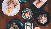 Makanan Sehat, Kopi Enak dan Tempat Nyaman Menanti Anda di Kafe Ini