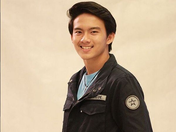 Gantengnya Gusti Ryhan, Anak Farhat Abbas yang Tak Diakui