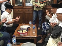 KH Dimyati Rois Wafat Cak Imin Serukan Sholat Ghoib, Begini Tata Caranya