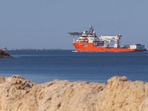 Kapal Pencari Pesawat MH370 Diam-Diam Bersandar di Perth
