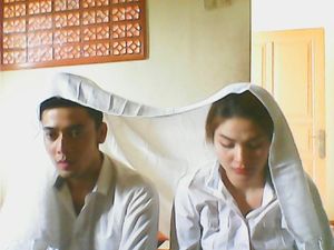 Tak Tuai Dendam, Kriss Hatta Pastikan akan Ceraikan Hilda Vitria Tak Tuai Dendam, Kriss Hatta Pastikan akan Ceraikan Hilda Vitria
