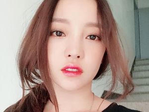Foto: Goo Hara Tetap Cantik dan Bugar karena Rutin Olahraga