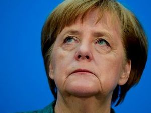 Demi Kekuasaan, Merkel Dinilai Korbankan Partai Sendiri