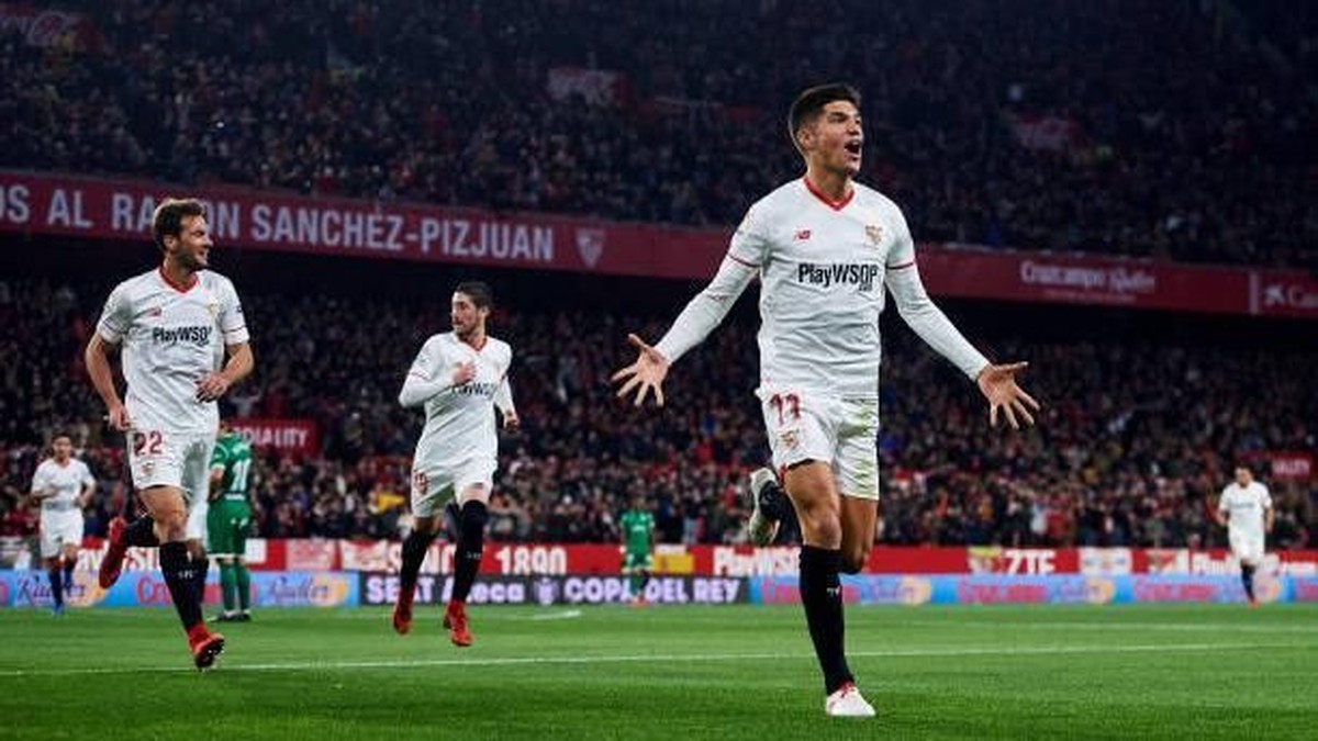 Para pemain Sevilla di Copa del Rey. (Foto: Aitor Alcalde/Getty Images)