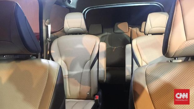 interior Wuling Cortez