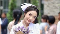 15 Pesona Perawat Cantik Ini Bisa Buat Kamu Betah di Rumah Sakit