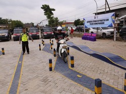 Ingin Lulus Ujian Praktik SIM, Warga Gresik Bisa Berlatih di Sini