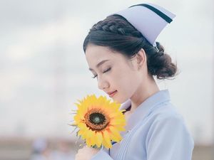 Potret 9 Perawat Cantik yang Viral Ini Bikin Kamu Betah di Rumah Sakit Potret 9 Perawat Cantik yang Viral Ini Bikin Kamu Betah di Rumah Sakit