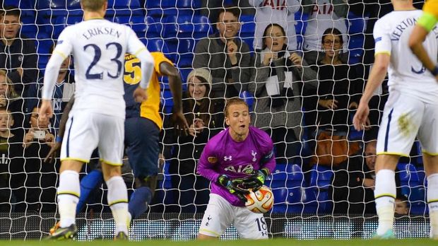 Harry Kane pernah merasakan kebobolan dari situasi bola mati di ajang Liga Europa.