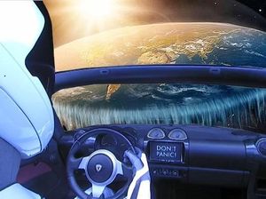 Berkelana ke Mars, Starman Malah Lihat Bumi Datar