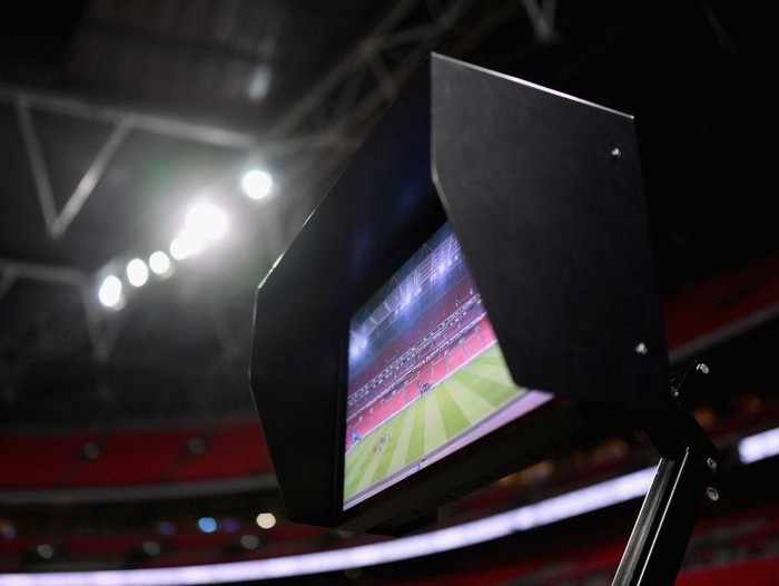 LONDON, ENGLAND - FEBRUARY 07:  The VAR screen is seen pitchside prior to The Emirates FA Cup Fourth Round Replay match between Tottenham Hotspur and Newport County at Wembley Stadium on February 7, 2018 in London, England.  (Photo by Justin Setterfield/Getty Images)