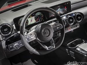 Mercedes-Benz Siap Ikuti Regulasi Penggunaan GPS di Indonesia Mercedes-Benz Siap Ikuti Regulasi Penggunaan GPS di Indonesia
