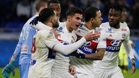 Berikutnya ada klub Prancis Lyon. Total 44 gol sudah dibuat Nabil Fekir, Mariano Diaz, dan Memphis Depay dengan rincian 18 gol, 15 gol, dan 11 gol secara berurutan. (Foto: Robert Pratta/Reuters)