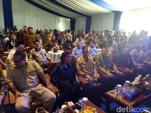 Anies: Bu Susi, Kalau Pasar Ini Bau Tenggelamkan Saja!